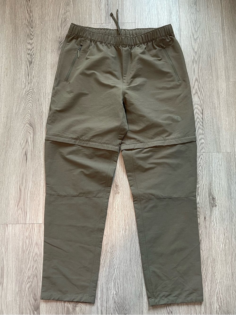 NWOT the North Face Convertible hiking pants